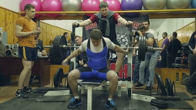 Турнир по классическому жиму лёжа г. Ишимбай 2016 смотреть онлайн