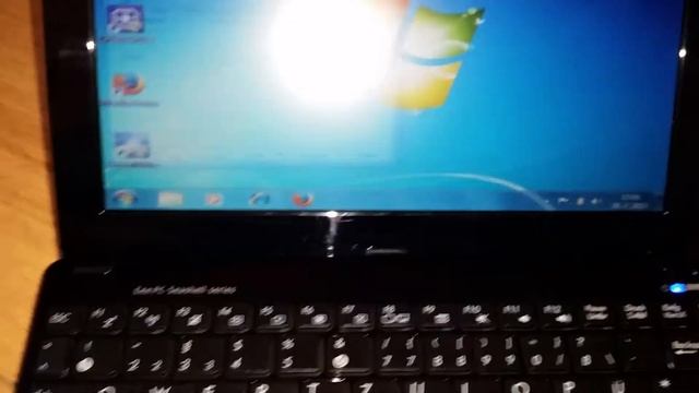 Asus Eee PC 1015PX смотреть онлайн