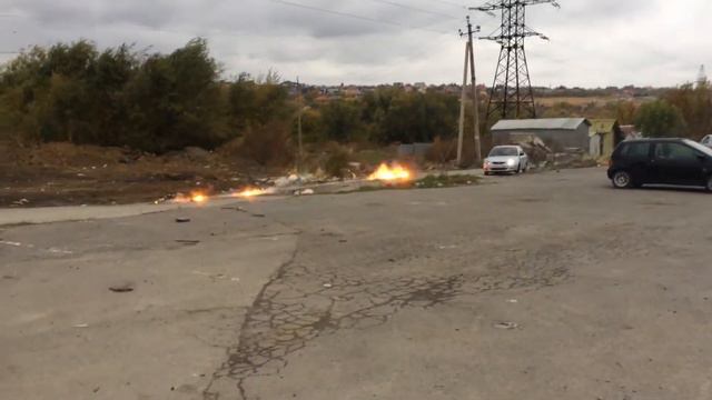 Упал провод около рынка смотреть онлайн