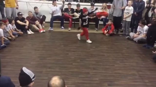 bboy Yaroslav Voronezh skill check Mix 2vs2 Метель в кругу друзей 2017 смотреть онлайн
