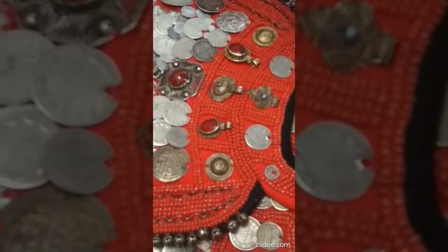 Часть 3. МК по созданию нагрудного украшения "hakaл" от мастера Альфии Ахтариевой. смотреть онлайн