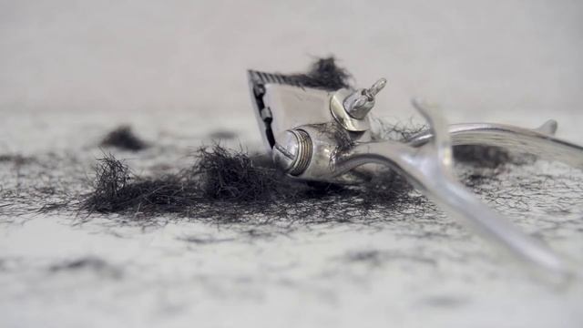 ЖМИ И СМОТРИ РУЧНАЯ МАШИНКА ДЛЯ СТРИЖКИ | ВИНТАЖНАЯ БРИТВА | ПОЛНЫЙ ОБЗОР смотреть онлайн