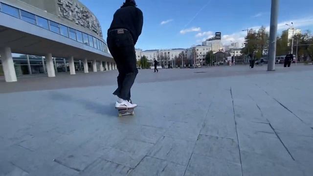 FIRST 8 STAIRS!!! смотреть онлайн