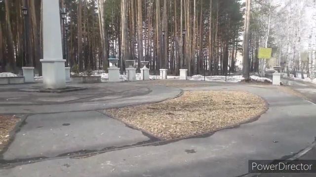 В парке много бабочек. смотреть онлайн