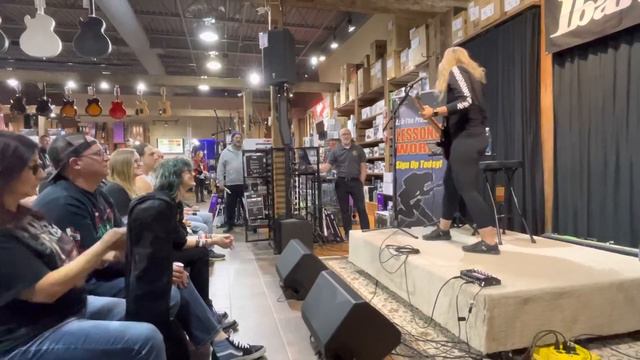 @hurricanenita helps surprise my daughter смотреть онлайн