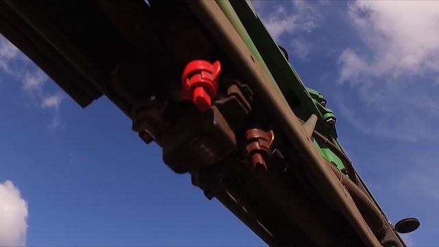 Опрыскиватель Amazone UX 11200 отзыв клиента смотреть онлайн