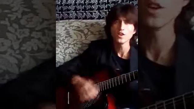 ...восьмиклассница...поет как Цой смотреть онлайн