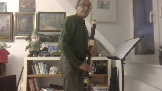 A. Vivaldi, Largo from Sonata I for cello, set for bass recorder смотреть онлайн