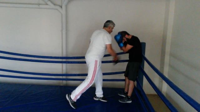 Kaysei incesu spor salon Antrenörlük yapan eski boksör mehmet Gürgen Yenal temiz boks lapa antreman смотреть онлайн