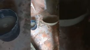 Штукатурка  Техника набрасывания раствора на стену