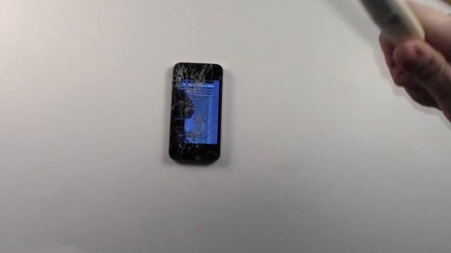 IPhone+vs+молоток.+Тест+противоударной+пленки.