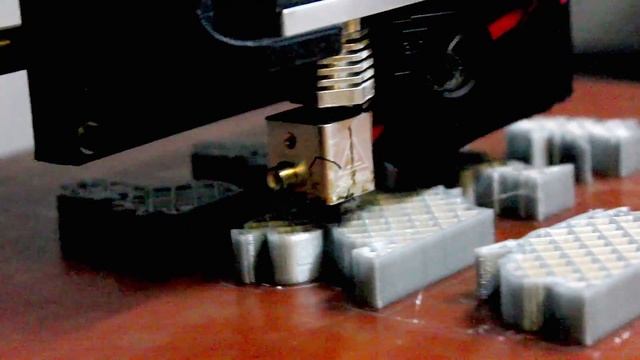 3D Printed Custom Board Game Meeples for Vast the Crystal Caverns смотреть онлайн