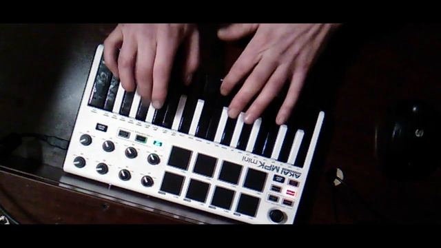 VST drum track AKAI MPK 25 смотреть онлайн