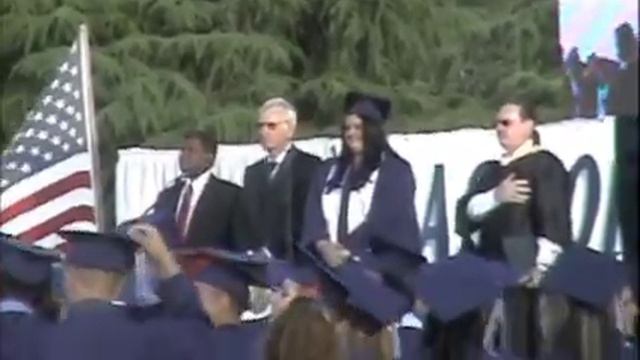 Leslie Graduation May 2010 смотреть онлайн