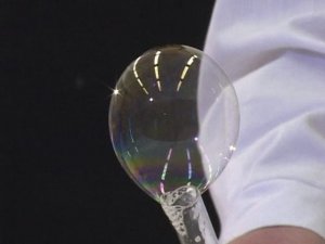 Химия. Опыты. Неорганика. Заполнение водородом мыльных пузырей