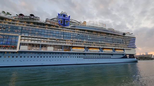 Icon of the Seas: World's largest cruise ship sets sail from Miami, January 27:2024. смотреть онлайн