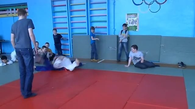 Video "Зумыд ОШ" с Турнира памяти Героя Советского Союза Николая Оплеснина {4} смотреть онлайн