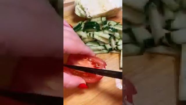 Шаурма или же курица курица в лаваше,называй ты це як хочешь,знаю хочешь ты уже? смотреть онлайн