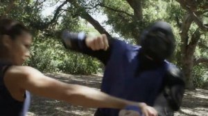 Китана против Скорпиона и Саб-зиро | Mortal Kombat ролик с живыми актерами