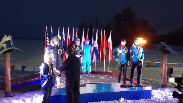 Награждение Олега Пономарева за второе место в лыжном спринте на ЧМ 2015 смотреть онлайн