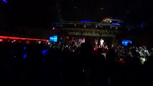 Инцидент в Сургуте ! Скриптанит опять успокоил не адекватных фанатов! смотреть онлайн