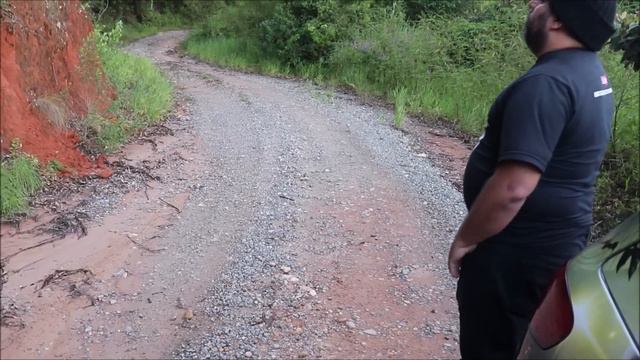A ESTRADA DAS CRIANÇAS FANTASMAS - A APARIÇÃO QUASE INFARTOU UM MOTOQUEIRO смотреть онлайн