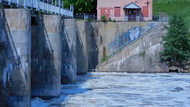 Плотина на реке Пахра. Домодедово (dam). Nikon Coolpix B600