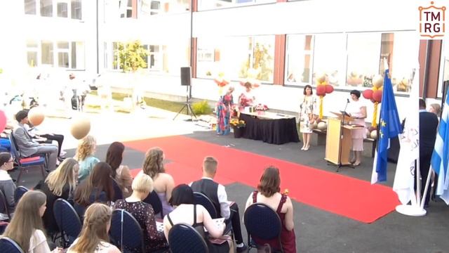 Выпускной 9-х классов смотреть онлайн