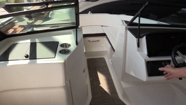 2019 Sea Ray SPX 210 For Sale at MarineMax Dallas смотреть онлайн