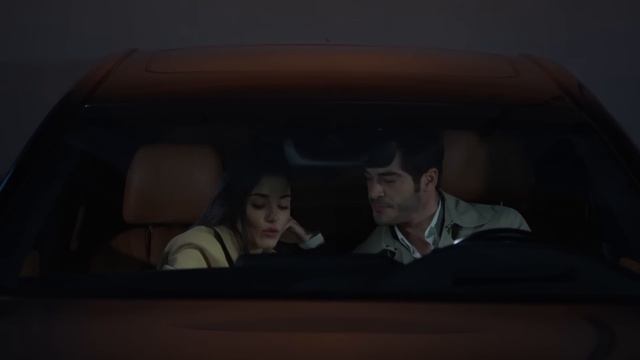 Leyla ve Kenan İlişkilerini Artık Özgürce Yaşayabilecek... | Bambaşka Biri 8. Bölüm (İLK SAHNE) смотреть онлайн
