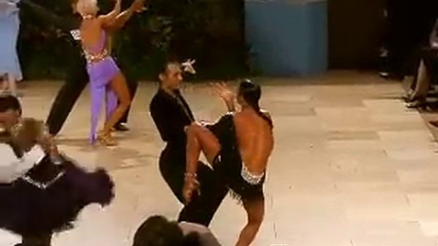 Slavik Kryklyvyy & Hanna Karttunen - Rumba (UK Open 2009) смотреть онлайн