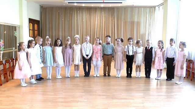 "Как я маму люблю", слова и музыка Е.Гомоновой смотреть онлайн