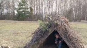 Как построить шалаш в лесу.