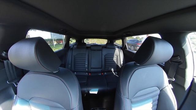Kia Optima Diesel Sportswagon GT-Line S - MF18HZZ смотреть онлайн