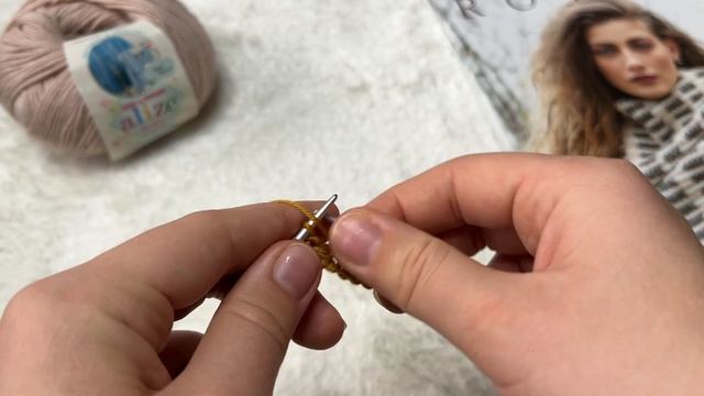 Посмотрите как просто он вяжется! Этот узор просто идеален! Красивый рельефный узор для кардигана