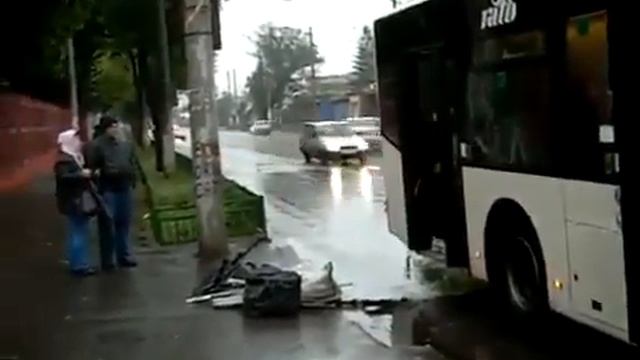 Грузовой автобус о_О смотреть онлайн