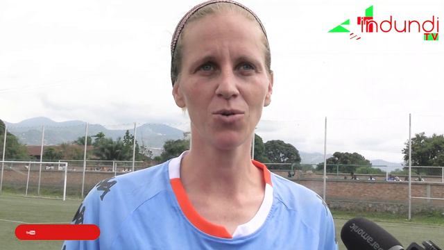 Umviriza Umuzungukazi akina umupira w’amaguru avuga ikirundi gusumvya abarundi смотреть онлайн