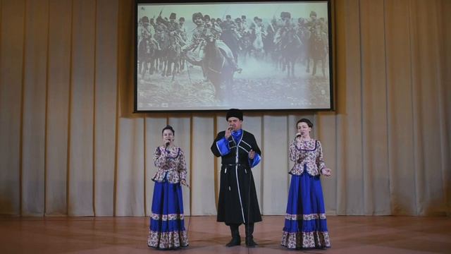 Народный вокальный ансамбль "Калинушка" "Ой, загулял казак" смотреть онлайн