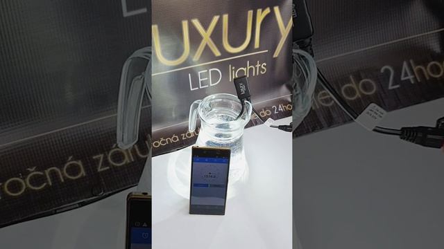 Čo Sa Stane S LED žiarovkami Po 30 Minútach Vo Vode?!