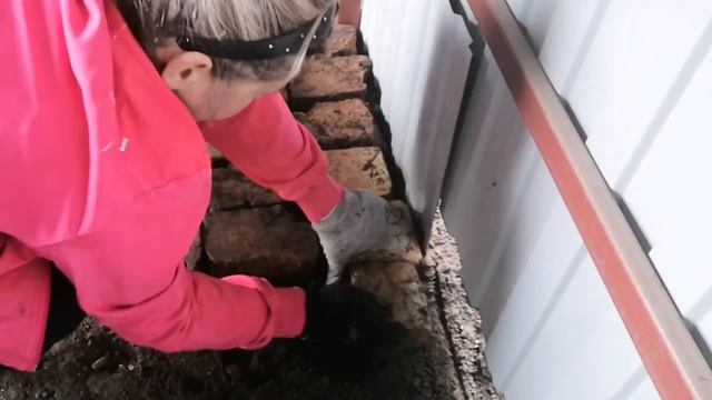 Брусчатка в сарай из старого кирпича смотреть онлайн