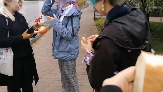 Влог с косплей встречи.? Солнышки сквада ✨?НАШ КОСБЕНД ?✨ смотреть онлайн