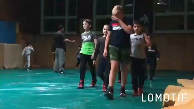 Разминка.борцы смотреть онлайн