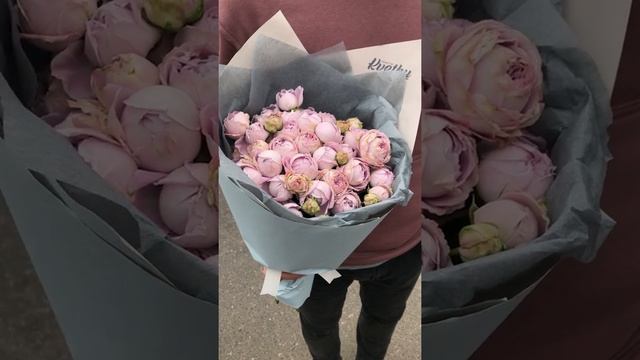 Букет цветов №47 из пионовидных роз Blossom Bubbles смотреть онлайн