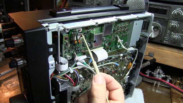#301: How to install and adjust the SO-3 TCXO in the Kenwood TS-590 смотреть онлайн
