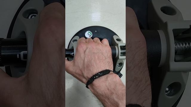 Присоска аккумуляторная вакуумная для плитки. смотреть онлайн