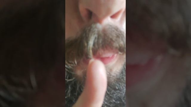 АСМР ПЛЕВОК НА ПАЛЬЧИК смотреть онлайн
