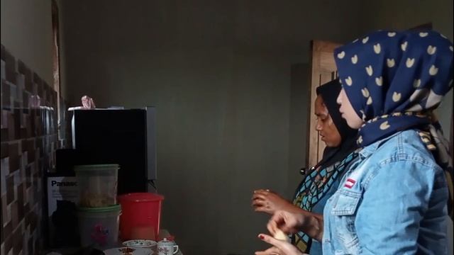 Indonesian Village Life | Cooking Traditional Indonesia Food смотреть онлайн