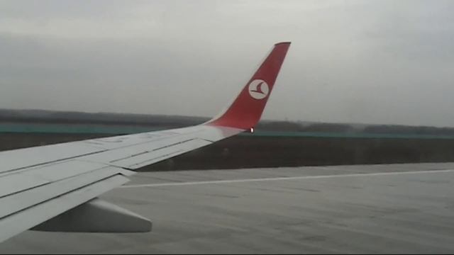 TURKISH AIRLINES(THY).CROSSWIND LANDING.Iniş.DONETSK .mp4 смотреть онлайн