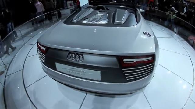 Audi E-Tron Spyder смотреть онлайн