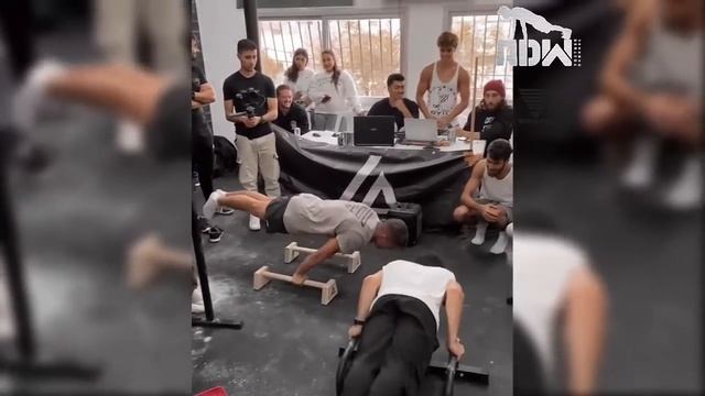 How Women React to Calisthenics in Public *omg reactions* pt.8 смотреть онлайн